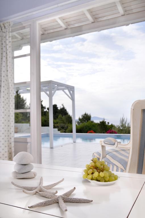 Anemolia Villas With Private Pools Near The Most Beautiful Beaches Of Alonissos Isomata ภายนอก รูปภาพ