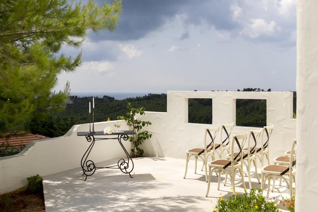 Anemolia Villas With Private Pools Near The Most Beautiful Beaches Of Alonissos Isomata ภายนอก รูปภาพ