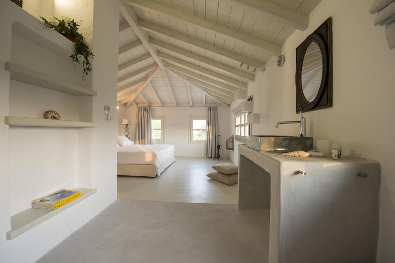 Anemolia Villas With Private Pools Near The Most Beautiful Beaches Of Alonissos Isomata ภายนอก รูปภาพ